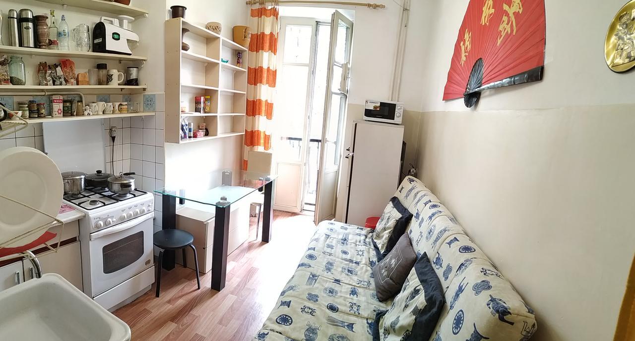 Room In Apartment Kirova 1 Minsk Ngoại thất bức ảnh